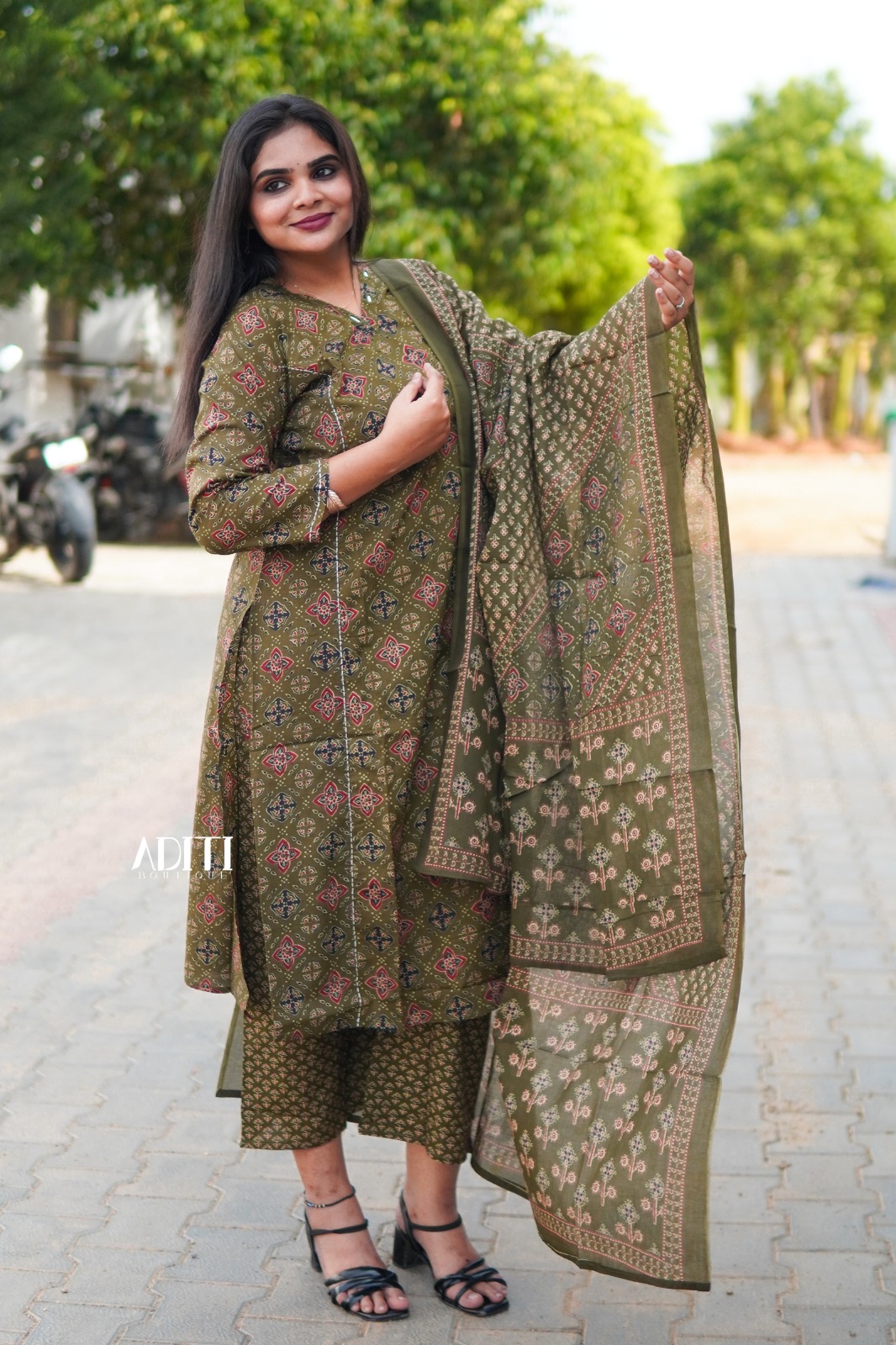 Designer Salwar Set SALWAR-010